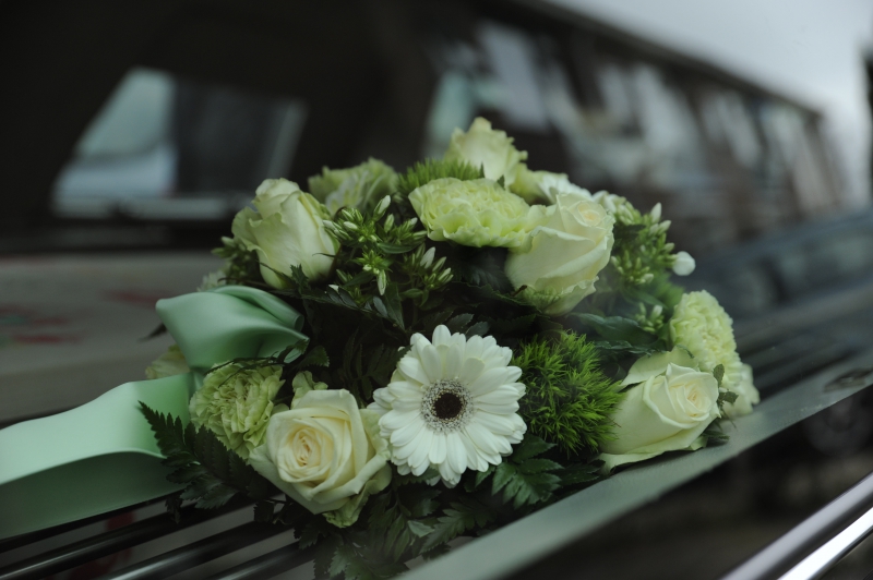 funeraire-POURCIEUX-min_flowers-4839339